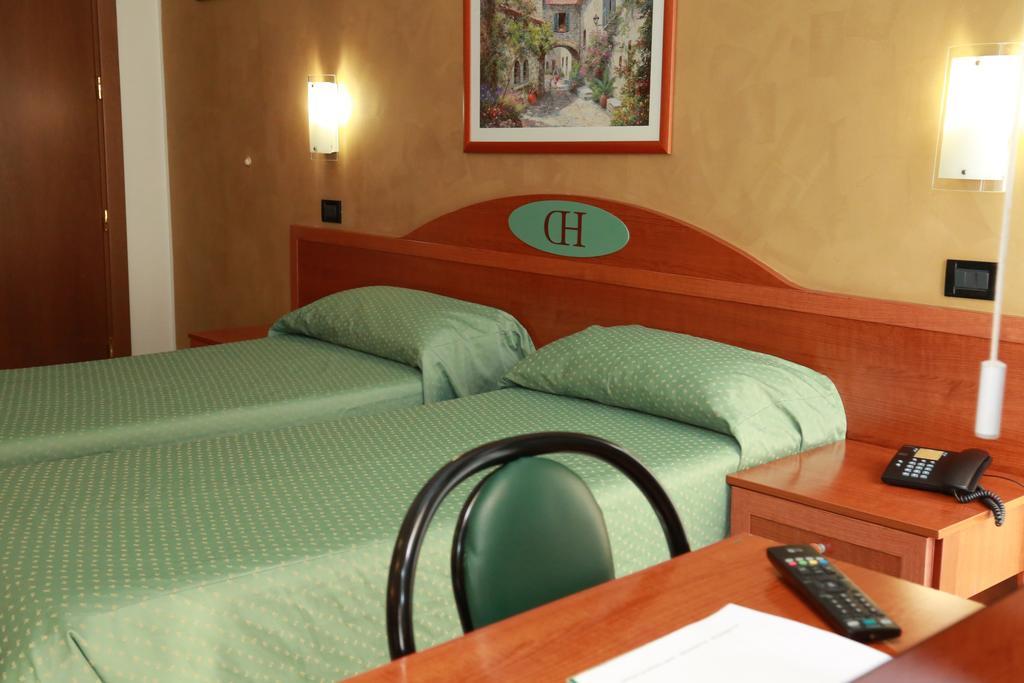 Hotel Dore Мілан Екстер'єр фото